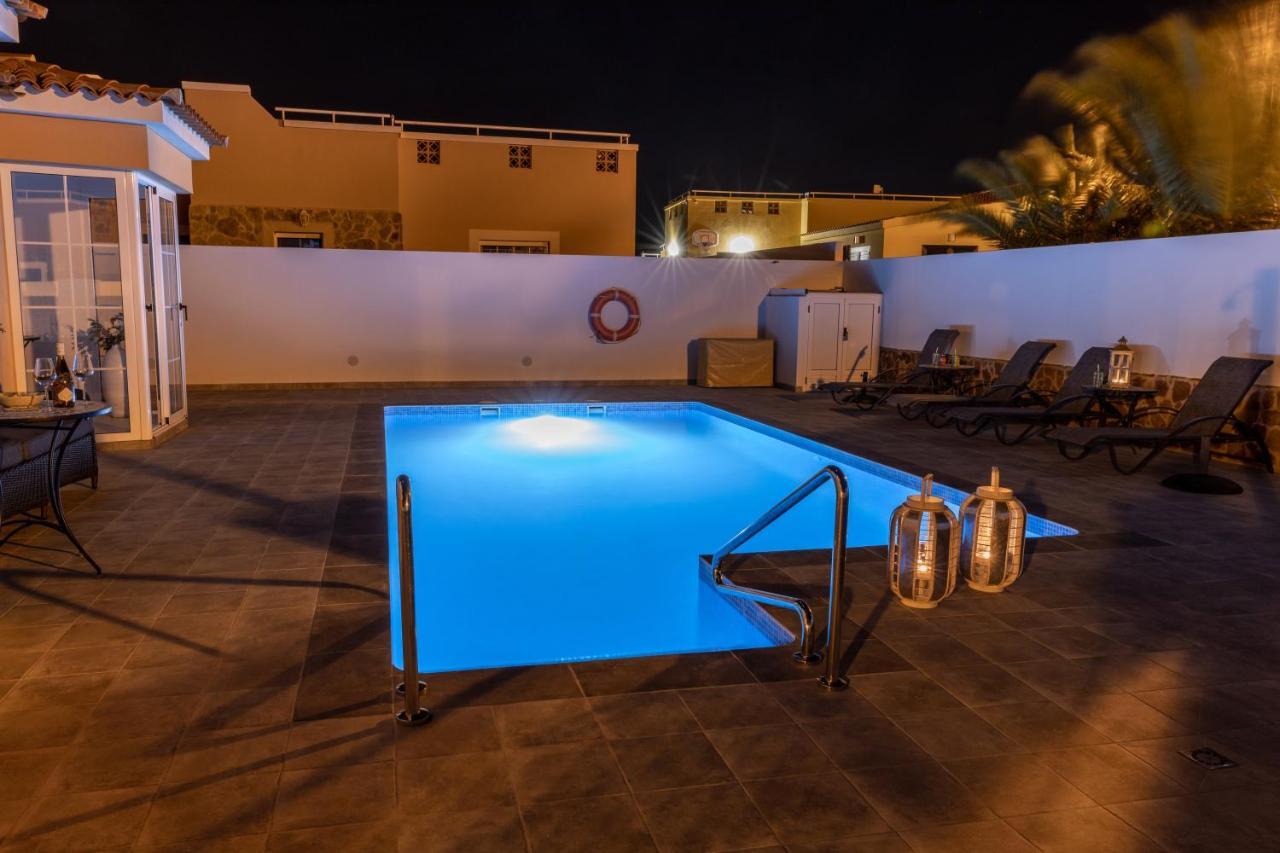 Perfect For Family Holidays With Private Pool, Near Beach And Golf- Villa Ashley Costa De Antigua Exterior photo